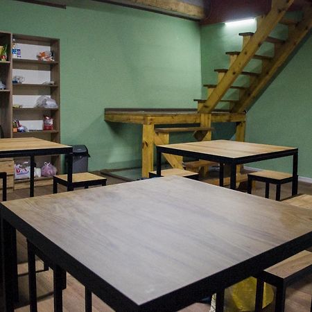 Your Room Hostel Тбилиси Екстериор снимка