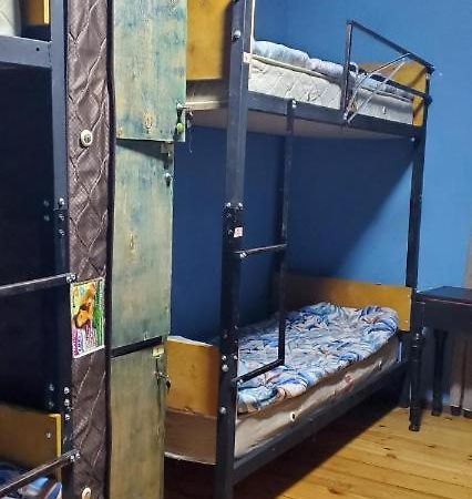 Your Room Hostel Тбилиси Екстериор снимка