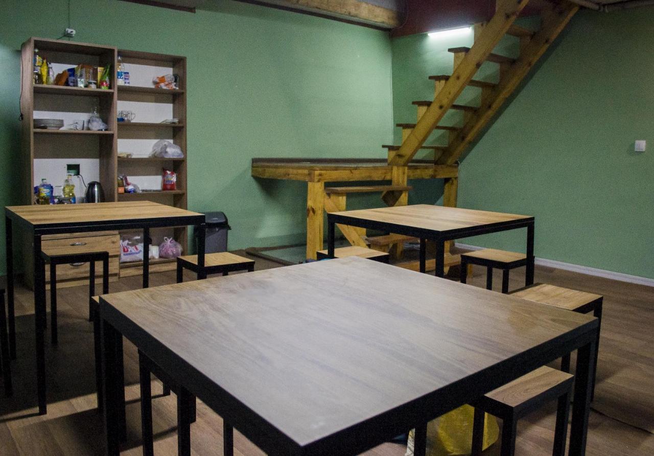 Your Room Hostel Тбилиси Екстериор снимка