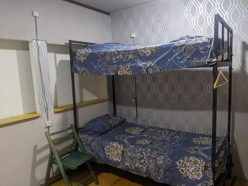 Your Room Hostel Тбилиси Екстериор снимка