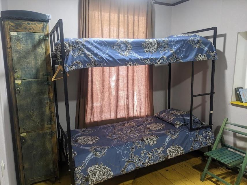 Your Room Hostel Тбилиси Екстериор снимка